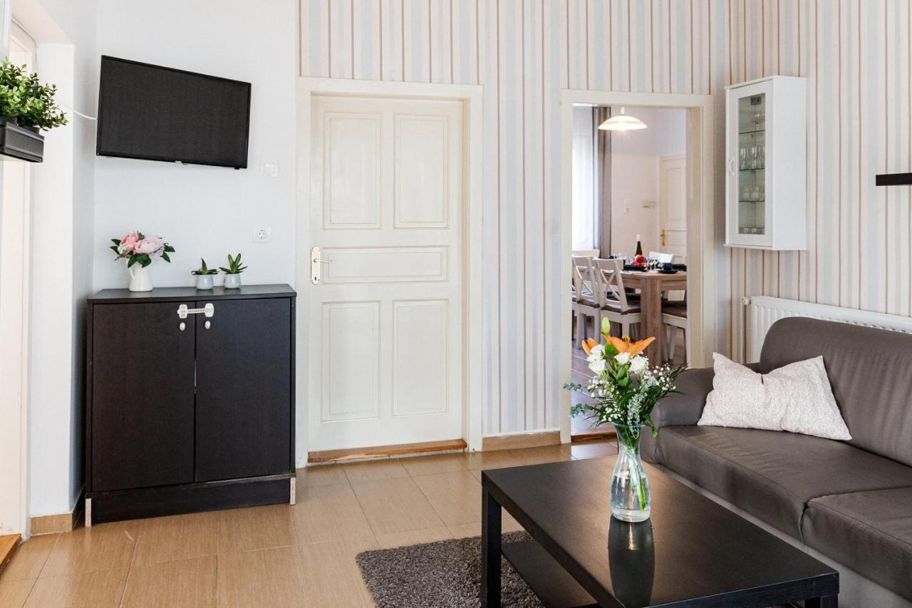Levendula Apartmanhaz 바다초니토마이 외부 사진